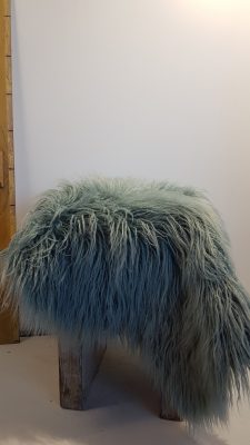 sheepskin rough 65x90cm – azure blue