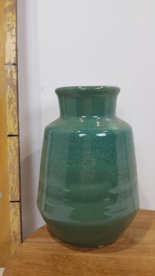 vase porcelain  14x14x19.5cm