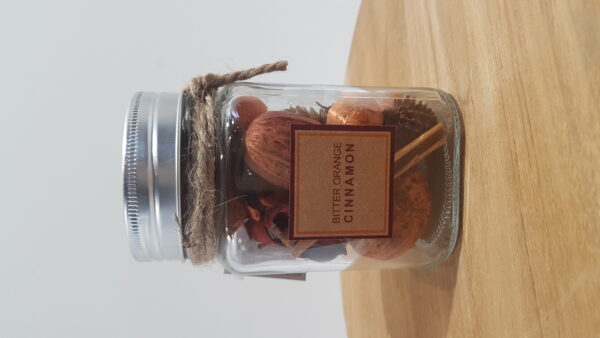 bottle potpouri cinnamon 7.5×7.5×11.5cmnatural