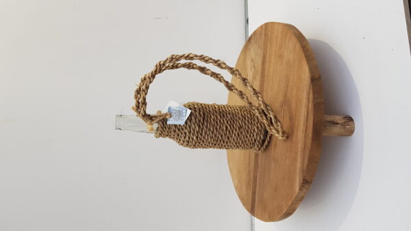 Bottle cl weaving seagrass