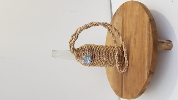 Bottle cl weaving seagrass