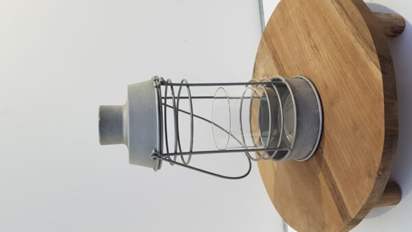 metal lantern 13.5×13.5x29cm