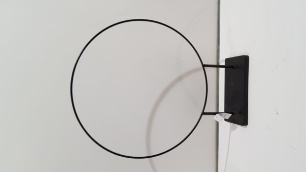 ring on foot metal 38x10x48.5cmblack